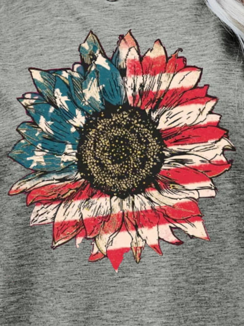 US Flag Flower Graphic Tee - Seedandsoulful