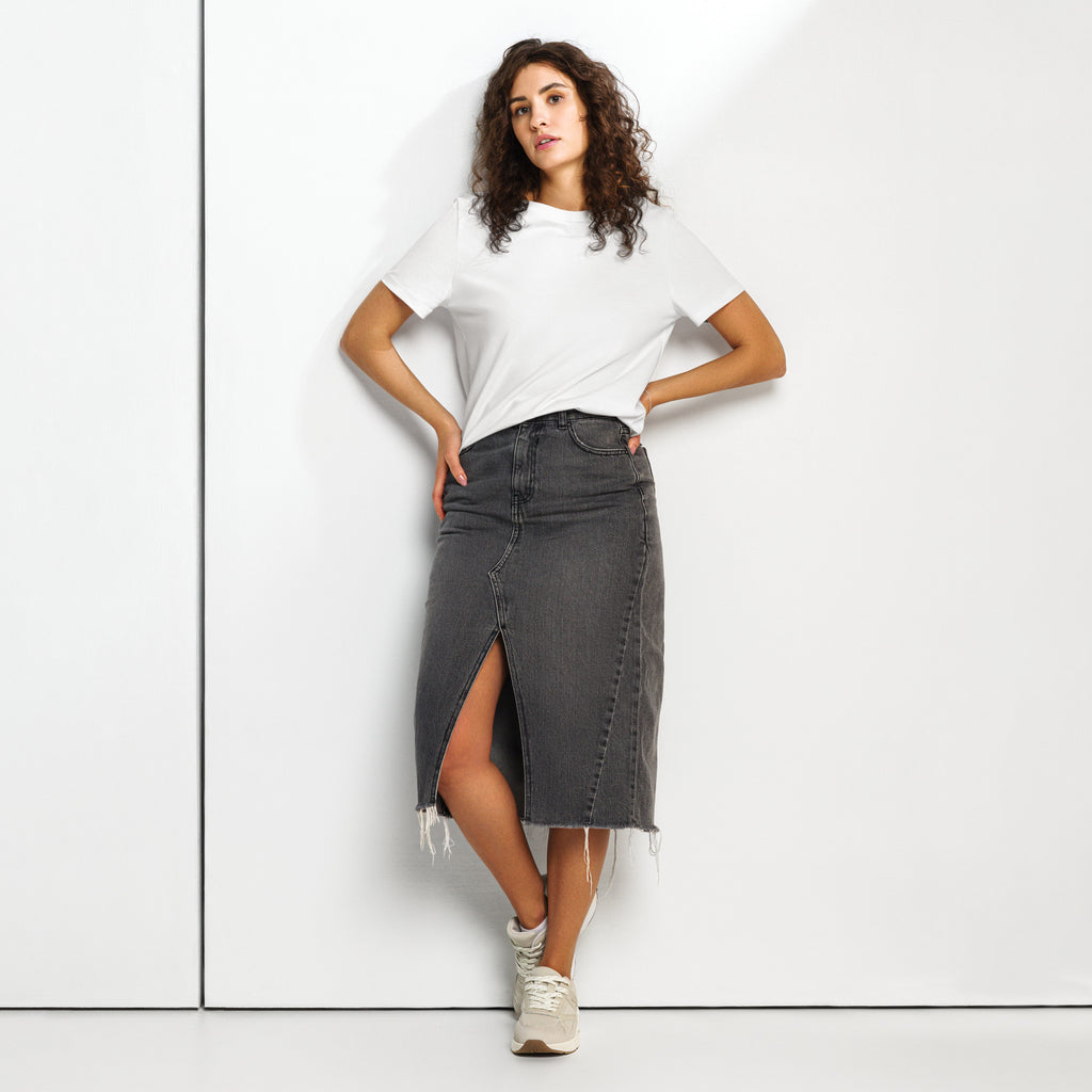 Women’s organic ribbed neck t-shirt - Seedandsoulful